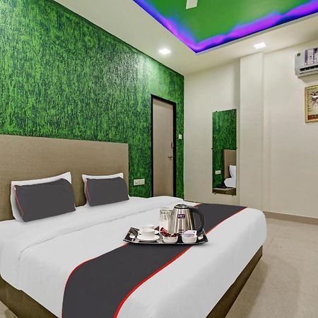 Super Collection O The Wishtler Hotel Bhopal Exterior photo
